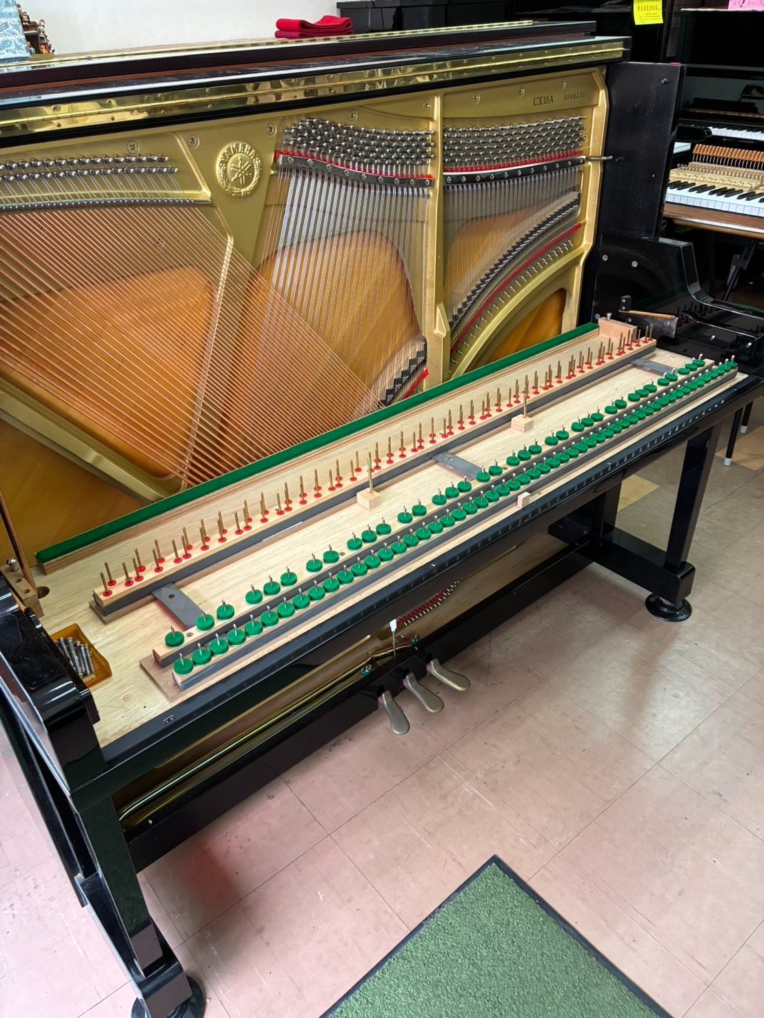 ピアノ調律師の店】中古ピアノ ヤマハ アップライト UX10A 格安