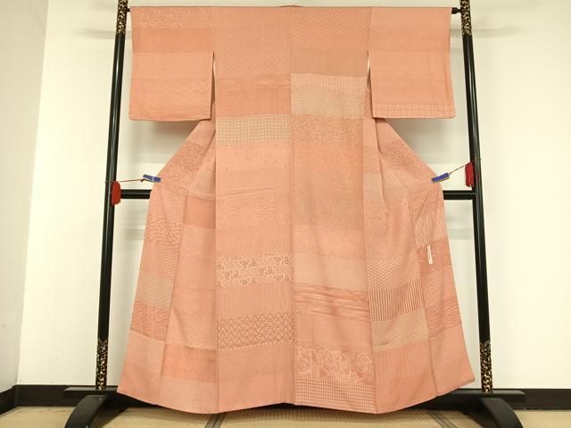 平和屋着物○人間国宝 初代 六谷梅軒(六谷紀久男)錐彫り 重要