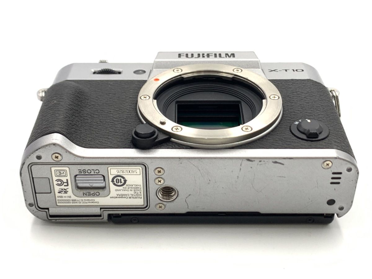 [中古] Fujifilm X-T10 ボディーシルバー FUJIFILM X-T10 シルバー ボディ 中古