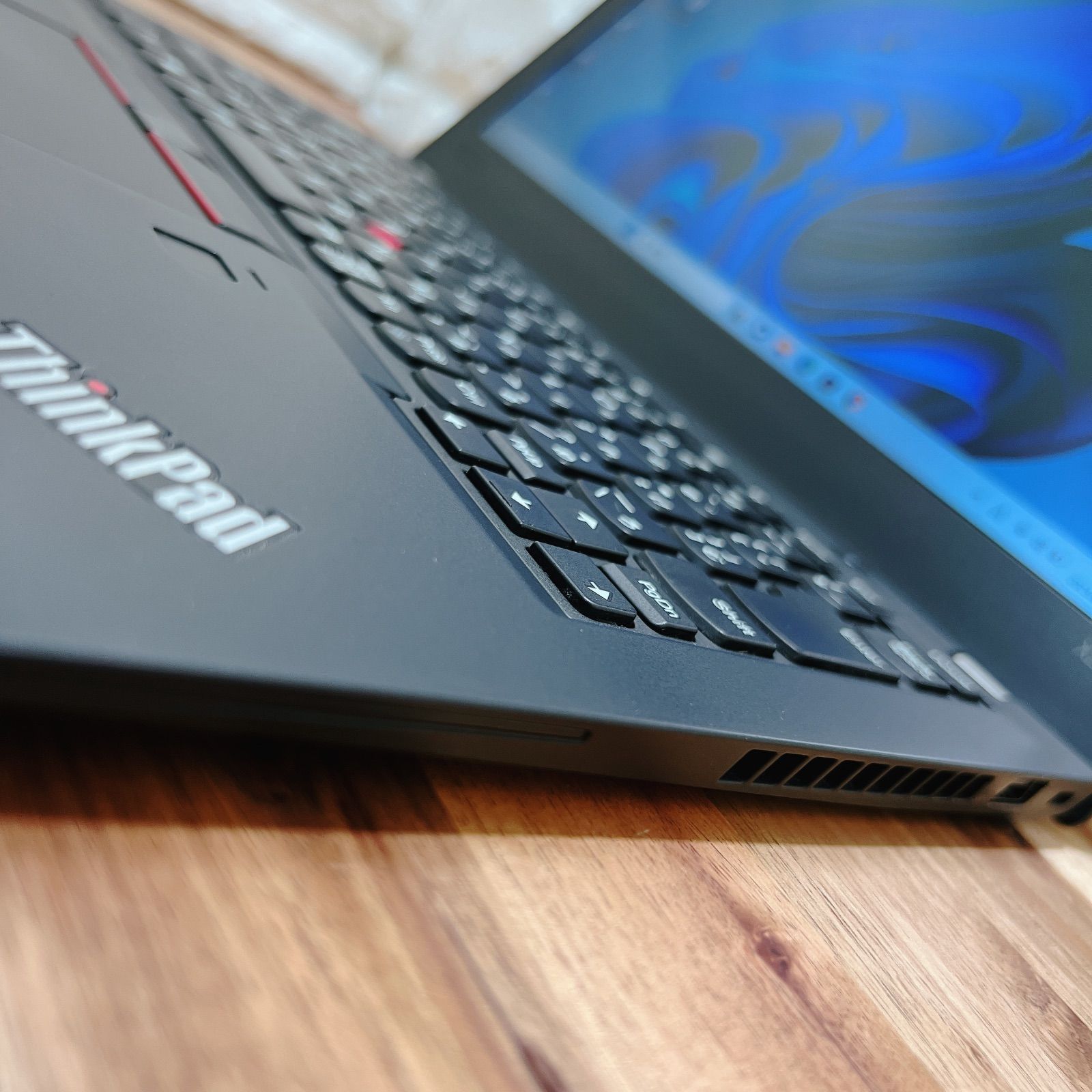 美品】Thinkpad☘メモ8GB/SSD256GB搭載☘Corei5第8世代-