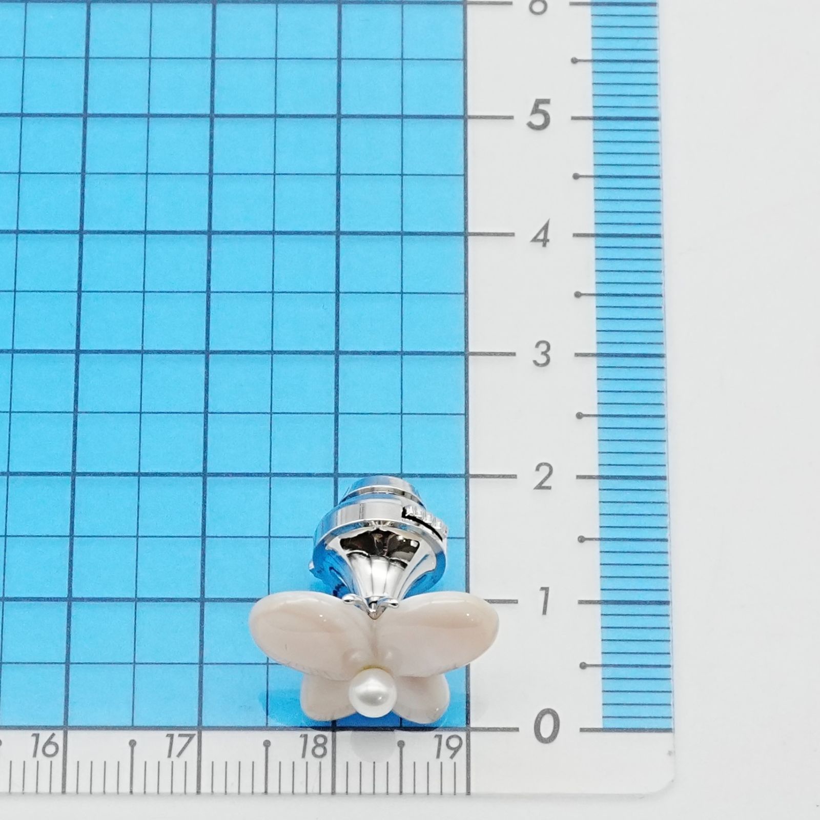 ブローチ ベビーパール