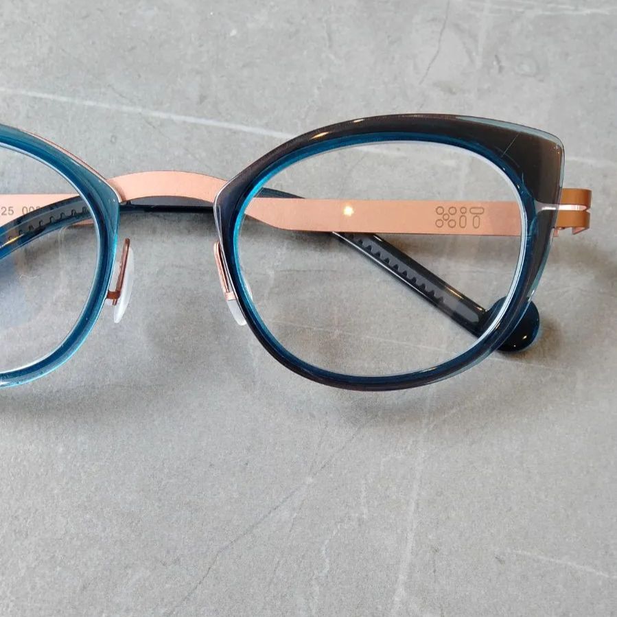 丸四角メガネの 『XiT EYEWEAR （エックスアイティ）』定番COMBO シリーズ C 025/008 Matt Pink Gold &  Turquoise Blue／ フランス製【XiTの正規取扱店】 - メルカリ