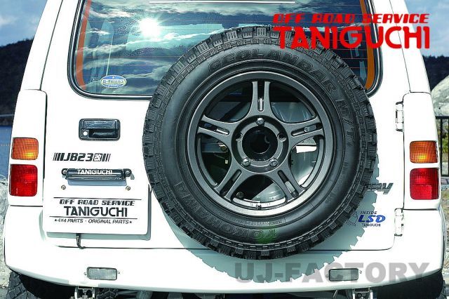 【ORS タニグチ】 スペアタイヤ移動キット（表向き用） ジムニー JB23W JB33W JB43W OFF ROAD SERVICE TANIGUCHI FRP製白ゲルコート仕上げ