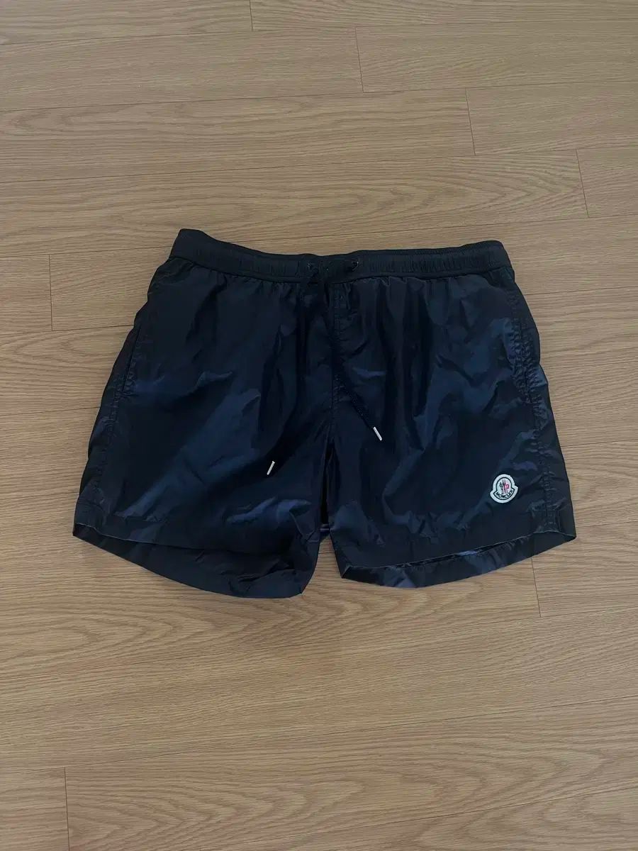 『希少品』MONCLER モンクレール メンズ ハーフパンツ ネイビー Mサイズ 快適な♡モンクレールハーフパンツメンズ☆Monclerスーパー