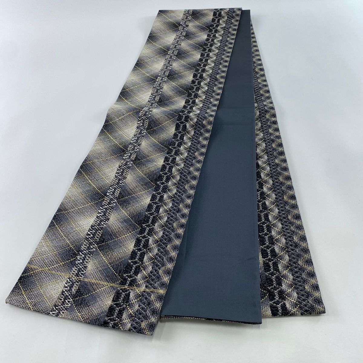 秀品 幾何学模様