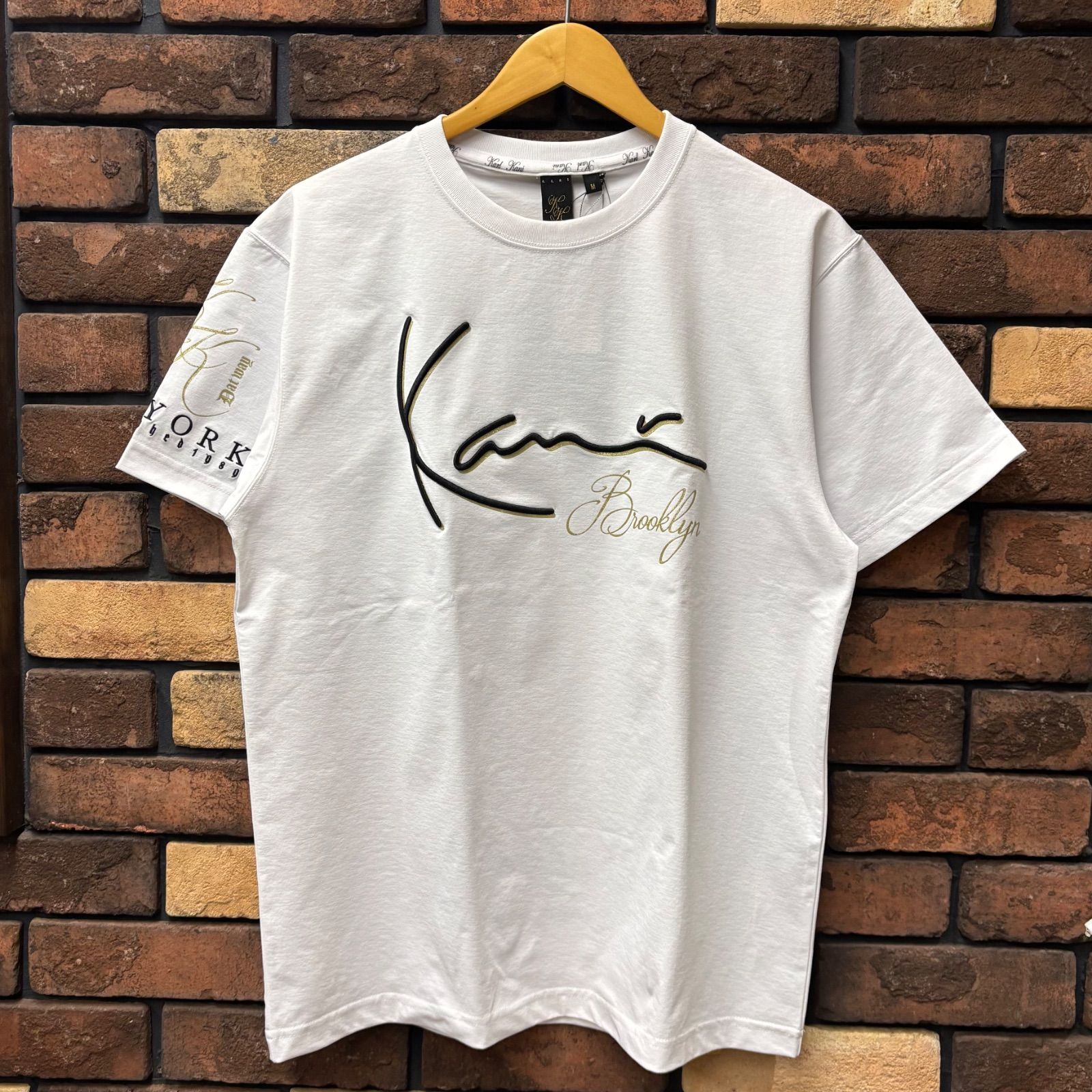 Karl Kani/カールカナイ】ハイブリッドメタリックTEE 半袖Tシャツ 刺繍 