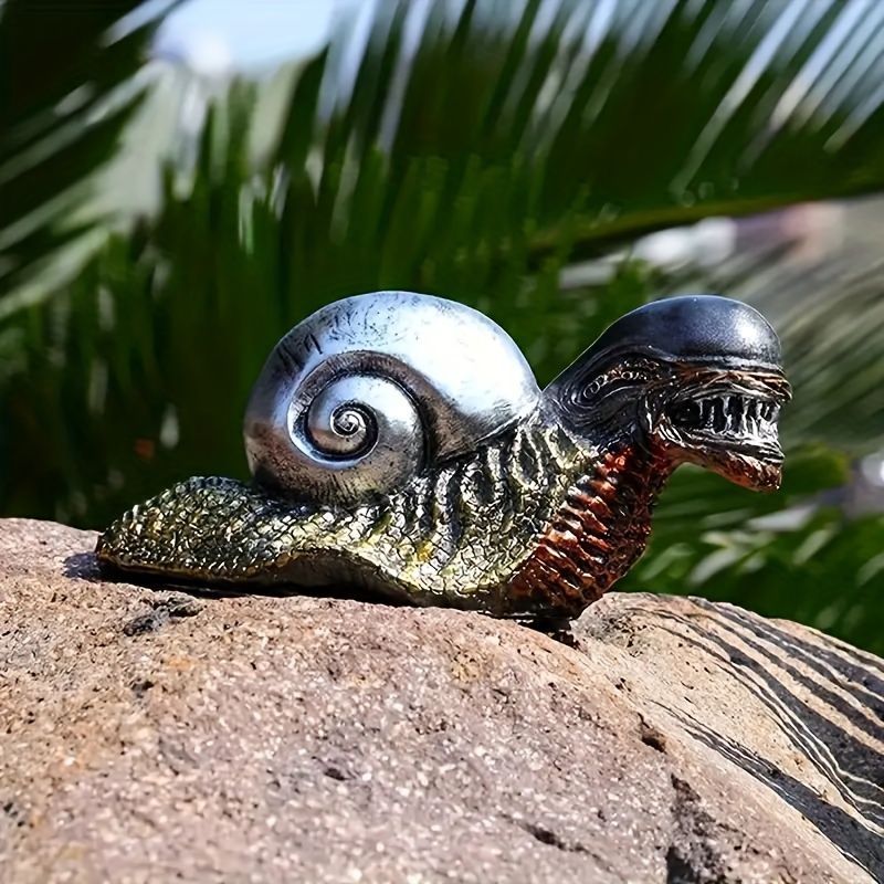 エイリアン カタツムリ 置物 樹脂製 12cm インテリア 装飾品