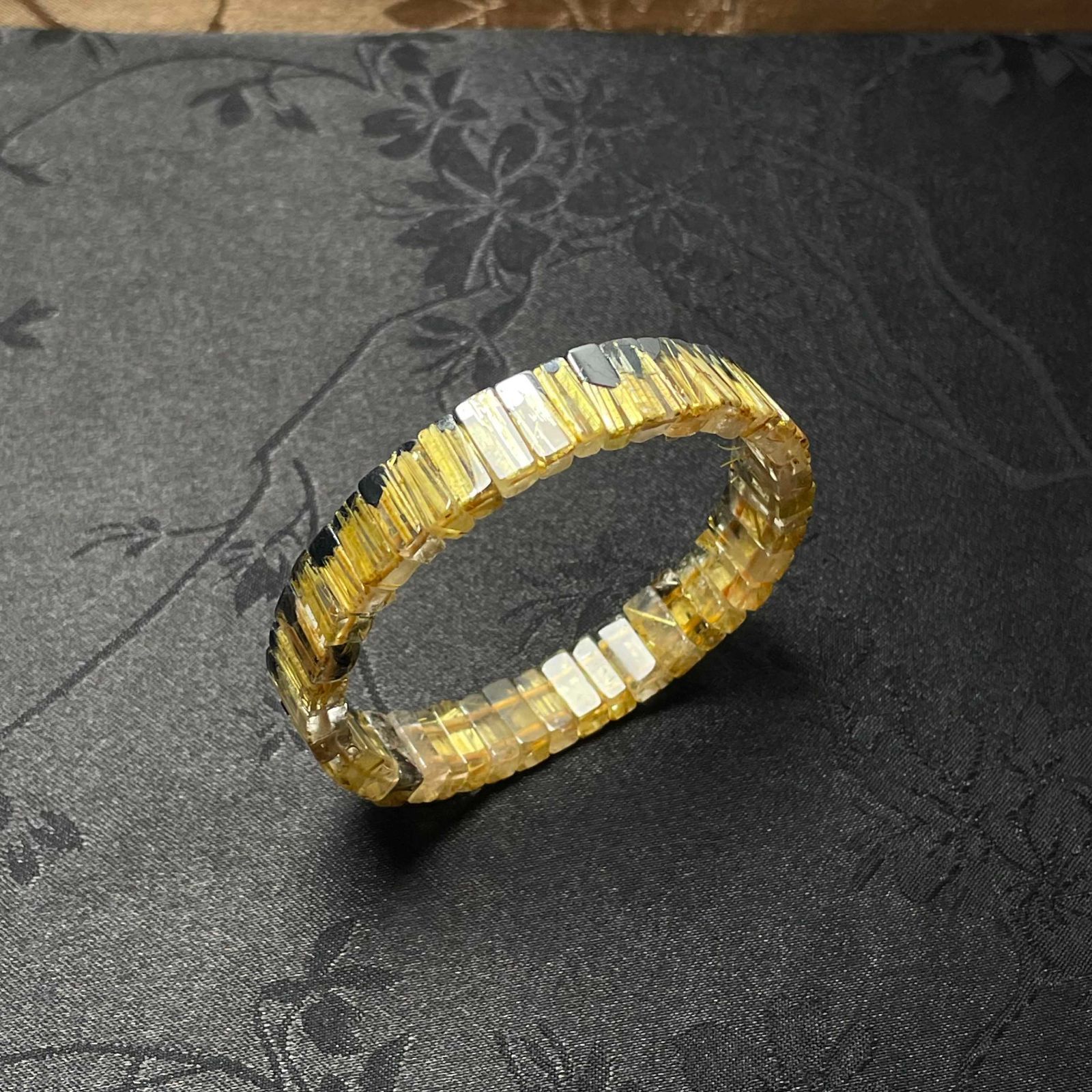 EU製 太陽花タイチンルチルバングル 黄金針水晶 ゴールド ブレスレット パワーストーン プレゼント ギフト 9.3*3.8*4.3mm ZB7981