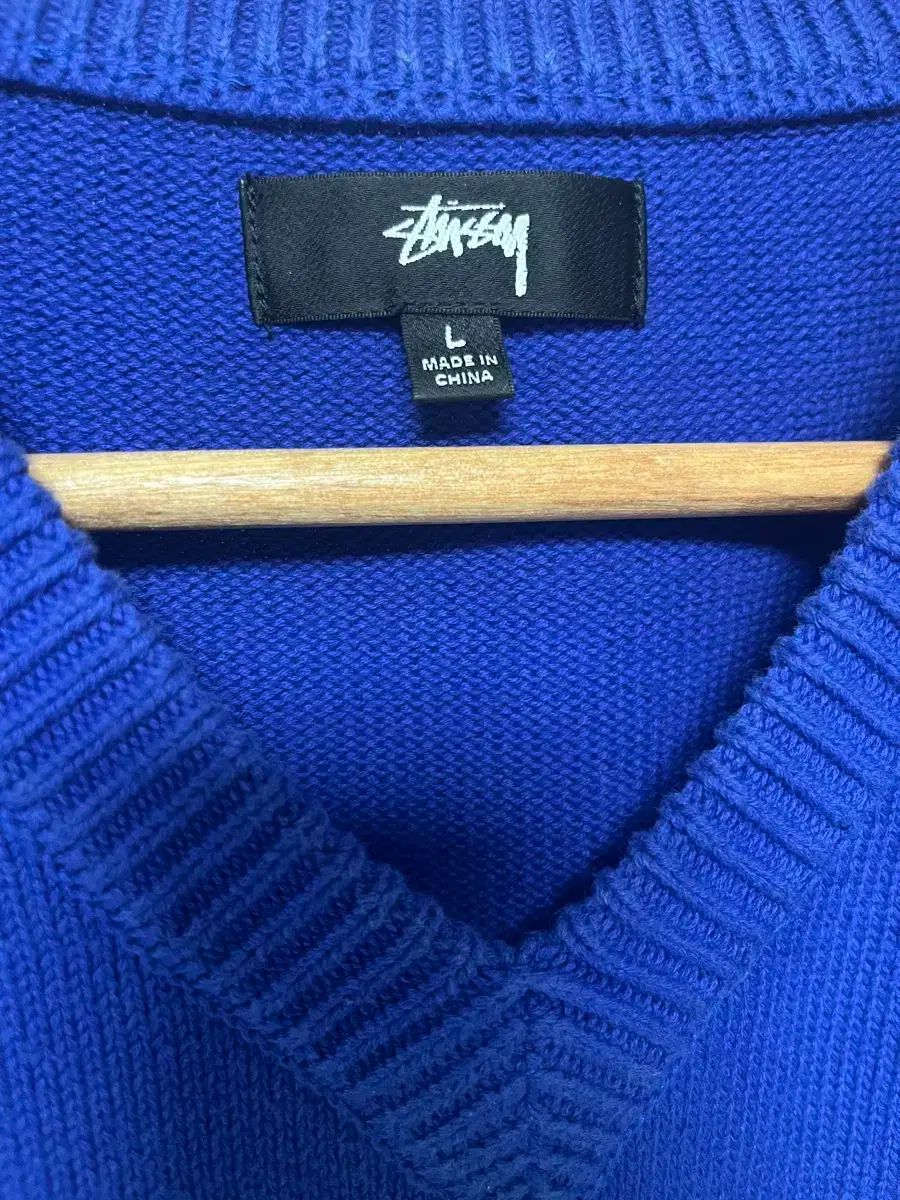 ステューシー ニット