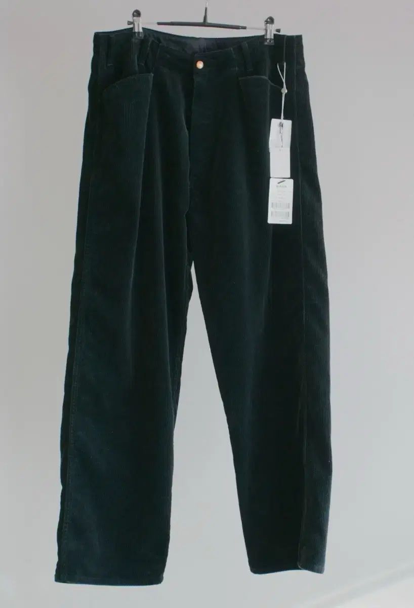 COMOLI コモリ コーデュロイ ワーク パンツ 黒 3