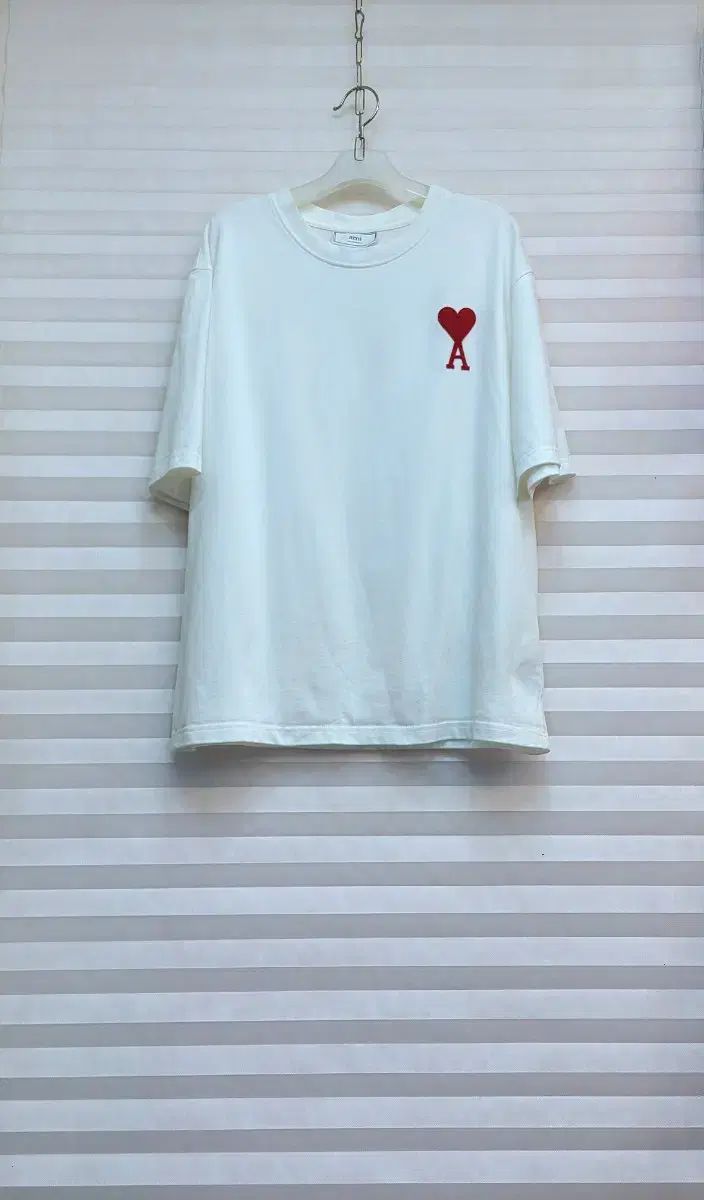 ami(アミ) 純正品> ハート ロゴ 刺繡 半袖Tシャツ ( 25 1万
