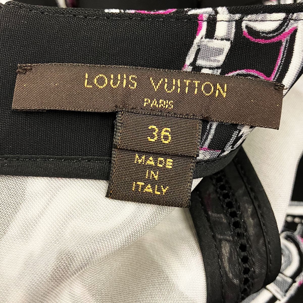 【今だけ割引】LOUIS VUITTON アニマル柄 ワンピース 36 赤楚衛二、中条あゆみが北海道のニセコのルイ・ヴィトンの
