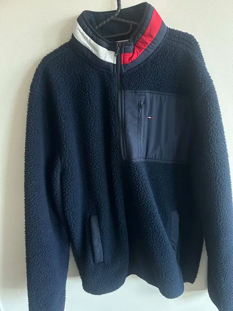 新作，定番 FRED PERRY フレッドペリー ブラック レタリングロゴ 刺繍