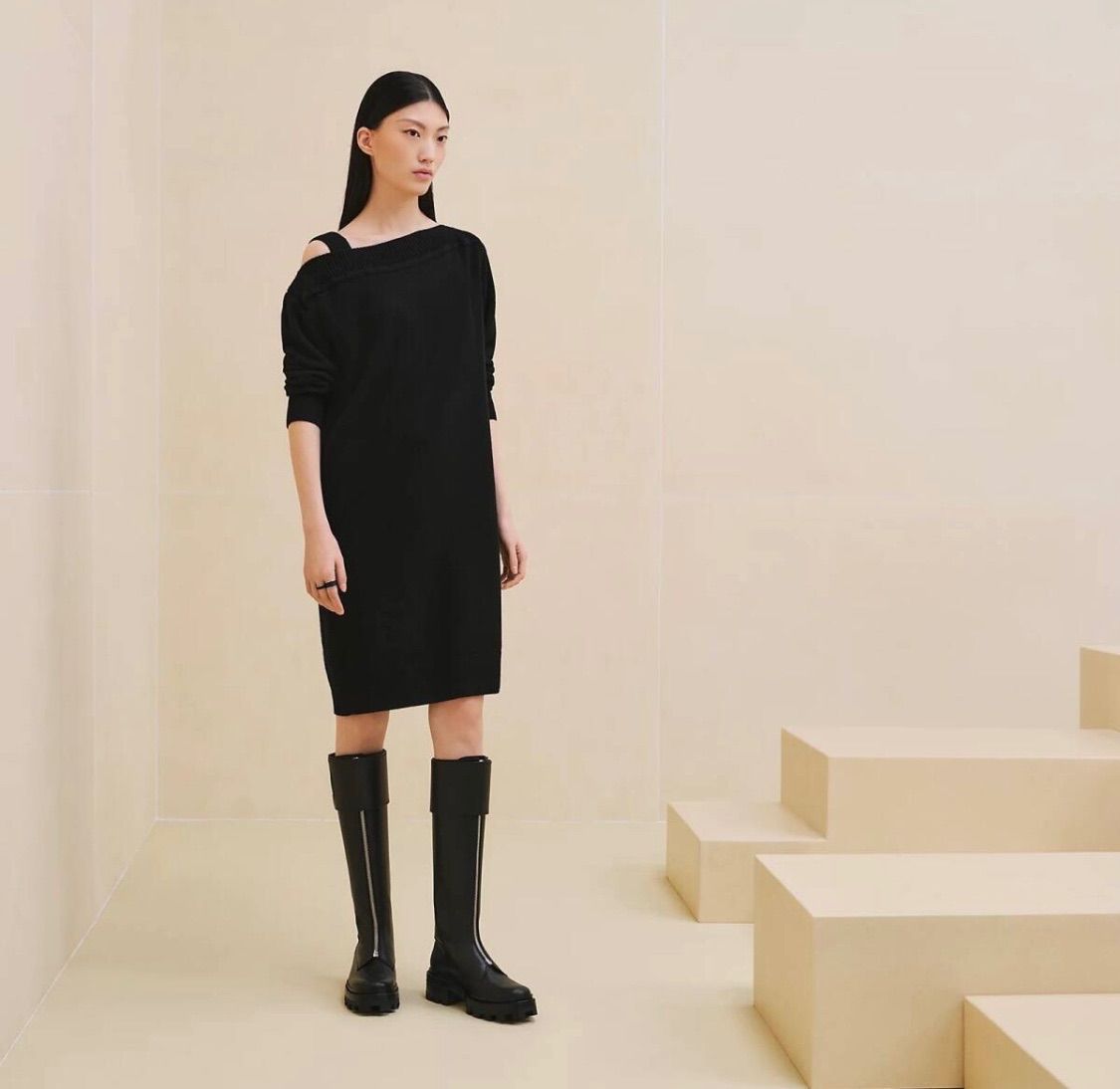 早い者勝ち！新作 24AW 完売品【未使用/タグ付き】エルメス オフ