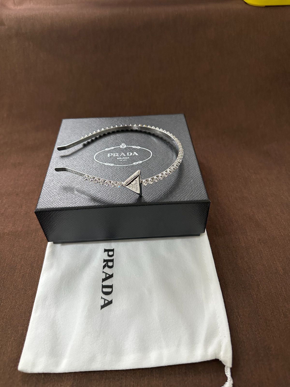 PRADA プラダ カチューシャ シルバー