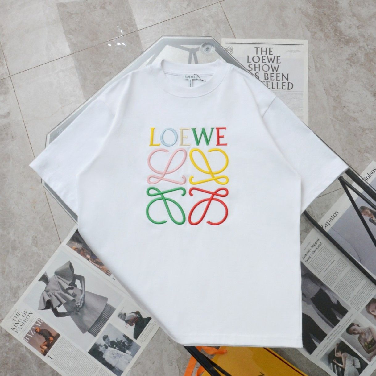 新品 LOEWE ロエベ 刺繍ロゴTシャツ ホワイト 男女兼用 サイズXS-L ...