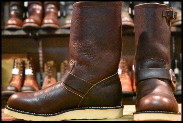 8D 11年 レッドウィング 2970 エンジニア 茶 ブラウン スチール無し トラクショントレッド ブーツ redwing HOPESMORE FI502
