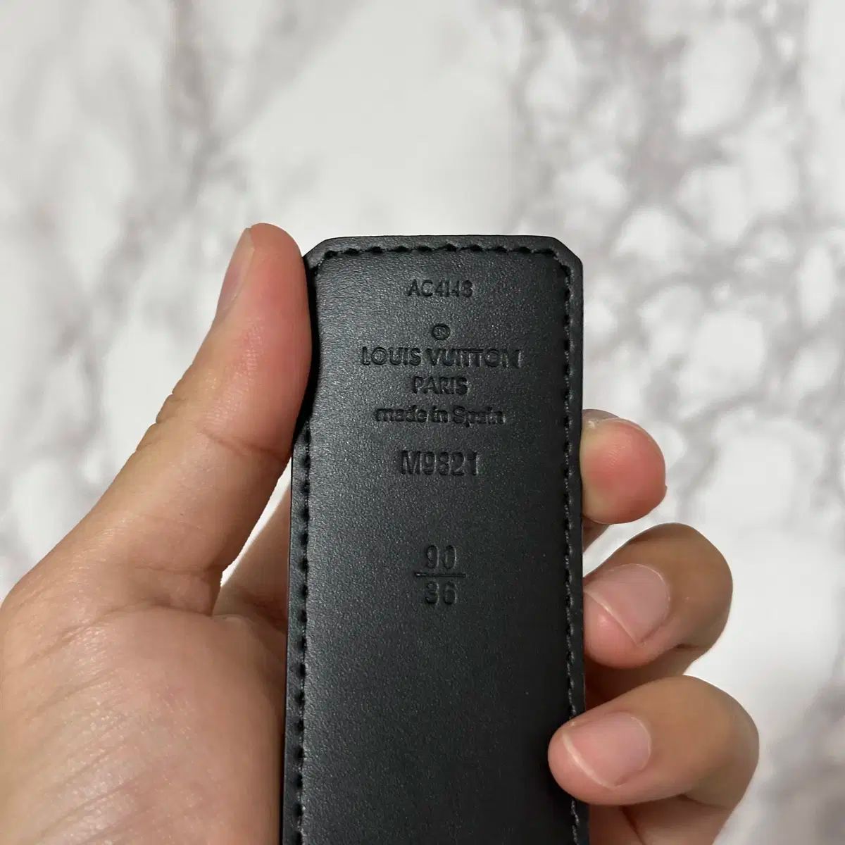 ルイヴィトン サンチュール LVイニシャル ベルト M9821 90/36 ルイ