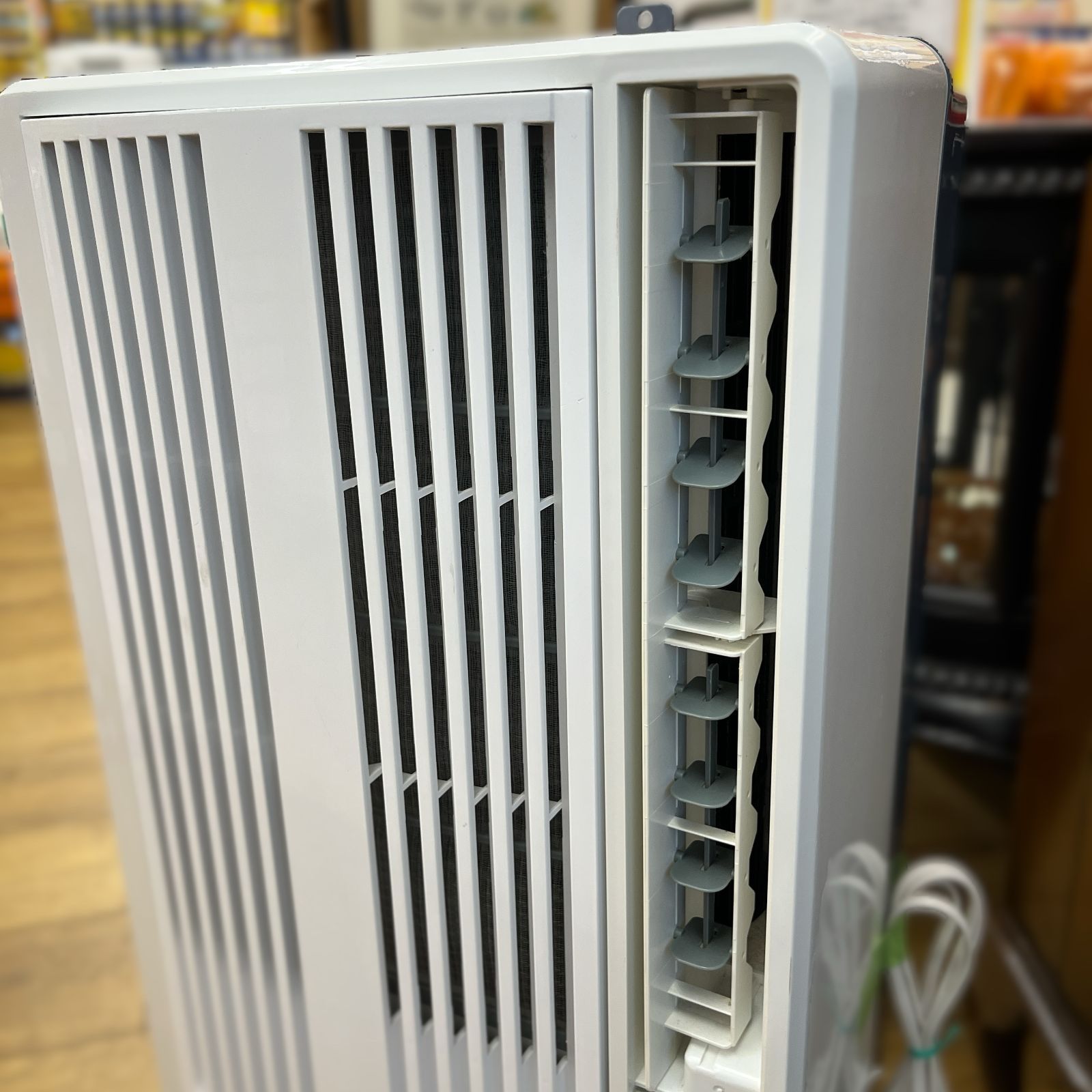 2018年製 コイズミ 窓用エアコン KAW 1682 リモコン付き エキスパート