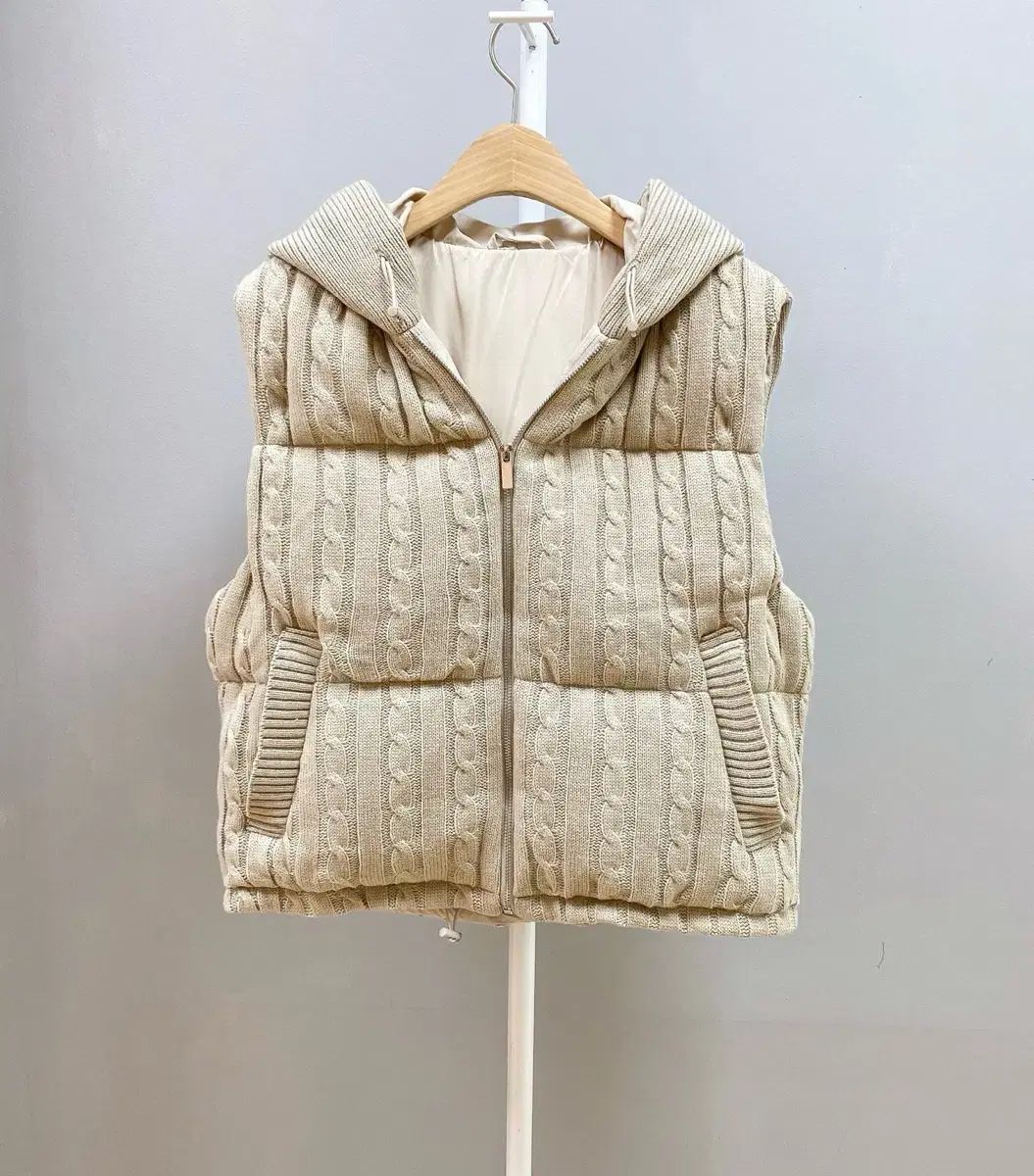 ケーブル編み WHO フード ダウン