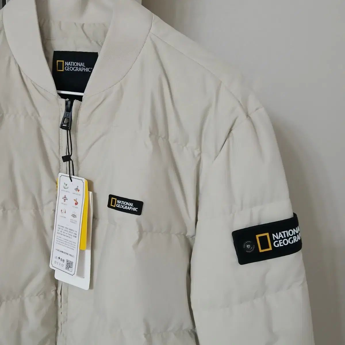 NATIONAL GEOGRAPHIC ブルゾン　激レア韓国限定 新品 National Geographic(ナショナルジオグラフィック) ドク