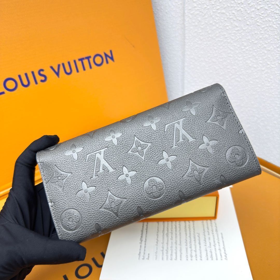 本日限定特価】LV ルイヴィトン ポルトフィーユ リサ モノグラム