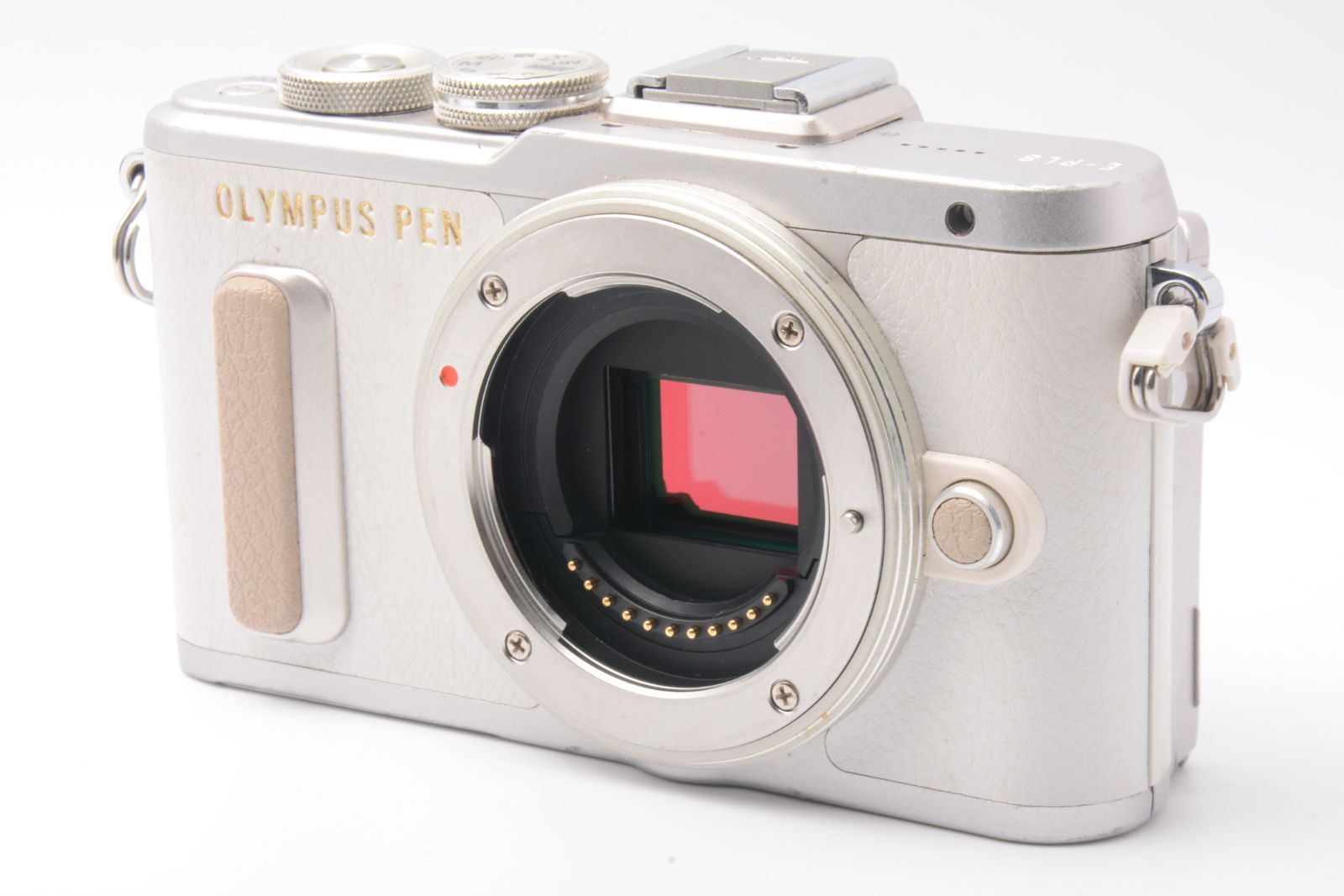 Olympus PEN E-PL8 本体とレンズ×2 OLYMPUS PEN E-PL8とレンズ2本