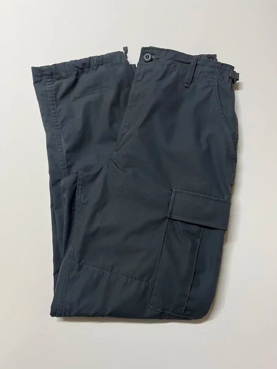 【雷市場（ポンジャン）商品韓国直送】 （ S ー R ) 適切な bdu カーゴ パンツ ダークグレー