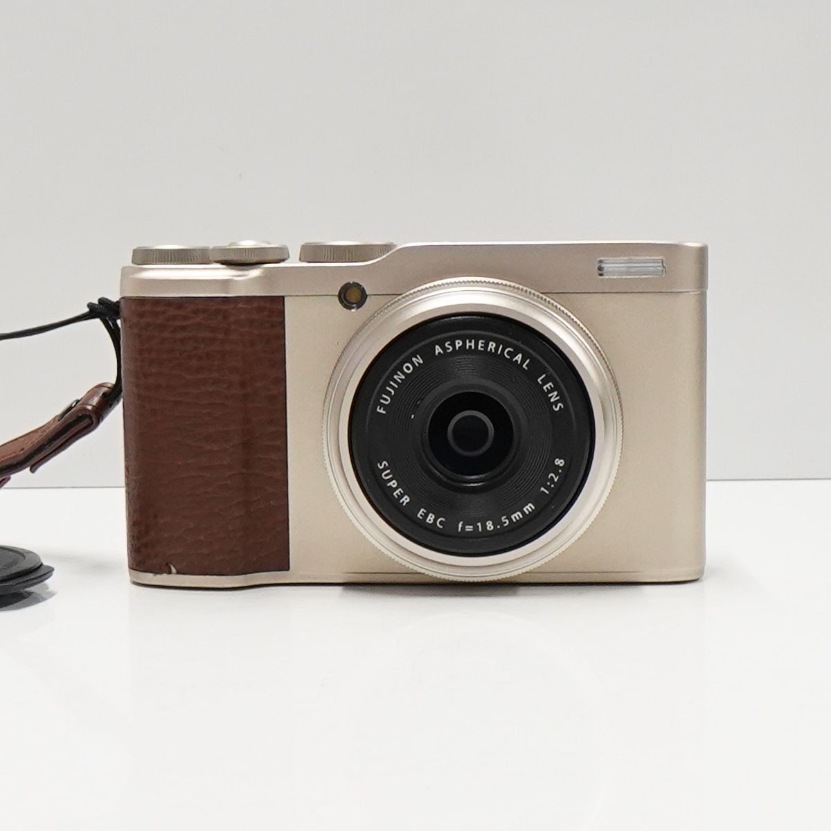 XF10 富士フイルム USED超美品 コンパクトデジタルカメラ 本体＋ 