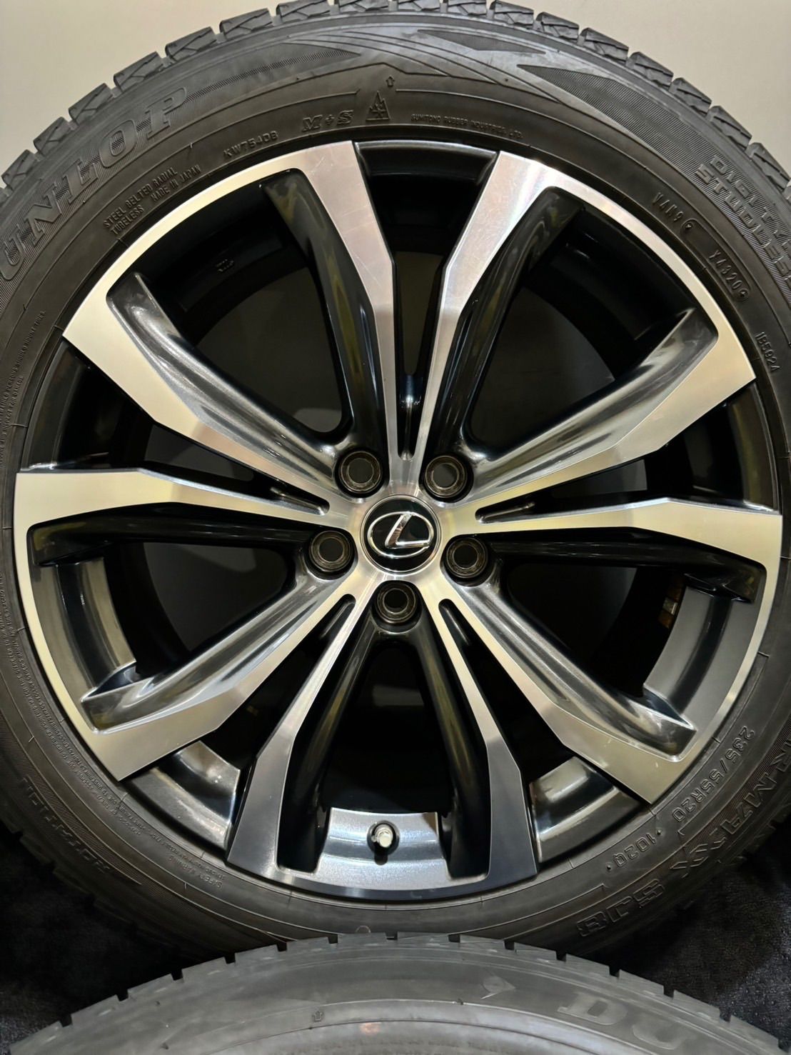 235 55R20 DUNLOP WINTER MAXX SJ8 20年製 レクサス RX バージョンL 純正 20インチ 8J 30 114.3 5H スタッドレス 4本 ハリアー 1-K114