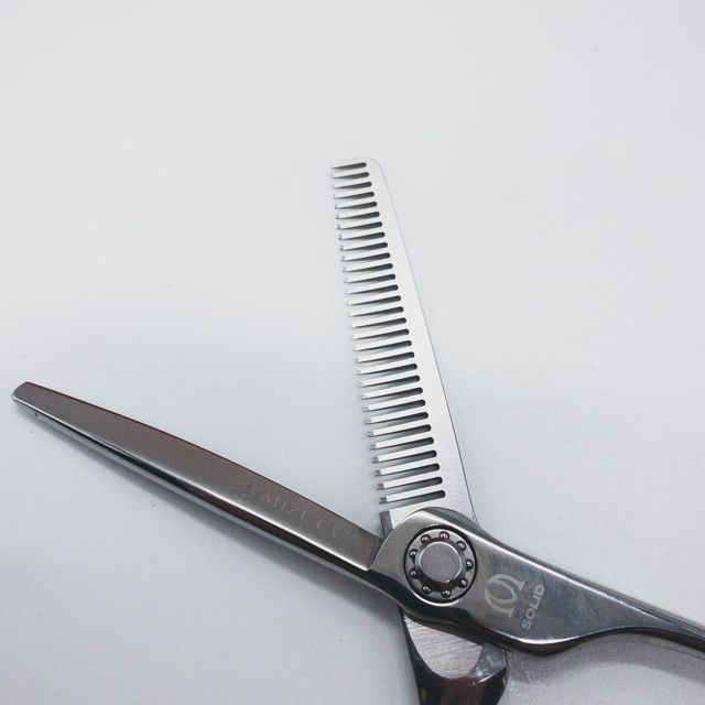 ミズタニシザーズ ミズタニシザーMIZUTANI SCISSORS】SOLID THINNING 30 逆刃 オフセット シザー セニング 美容ハサミ  すきばさみ 美容師 理容師 約20～25% 右利き 5.8インチ 中古 sc1334 - メルカリ