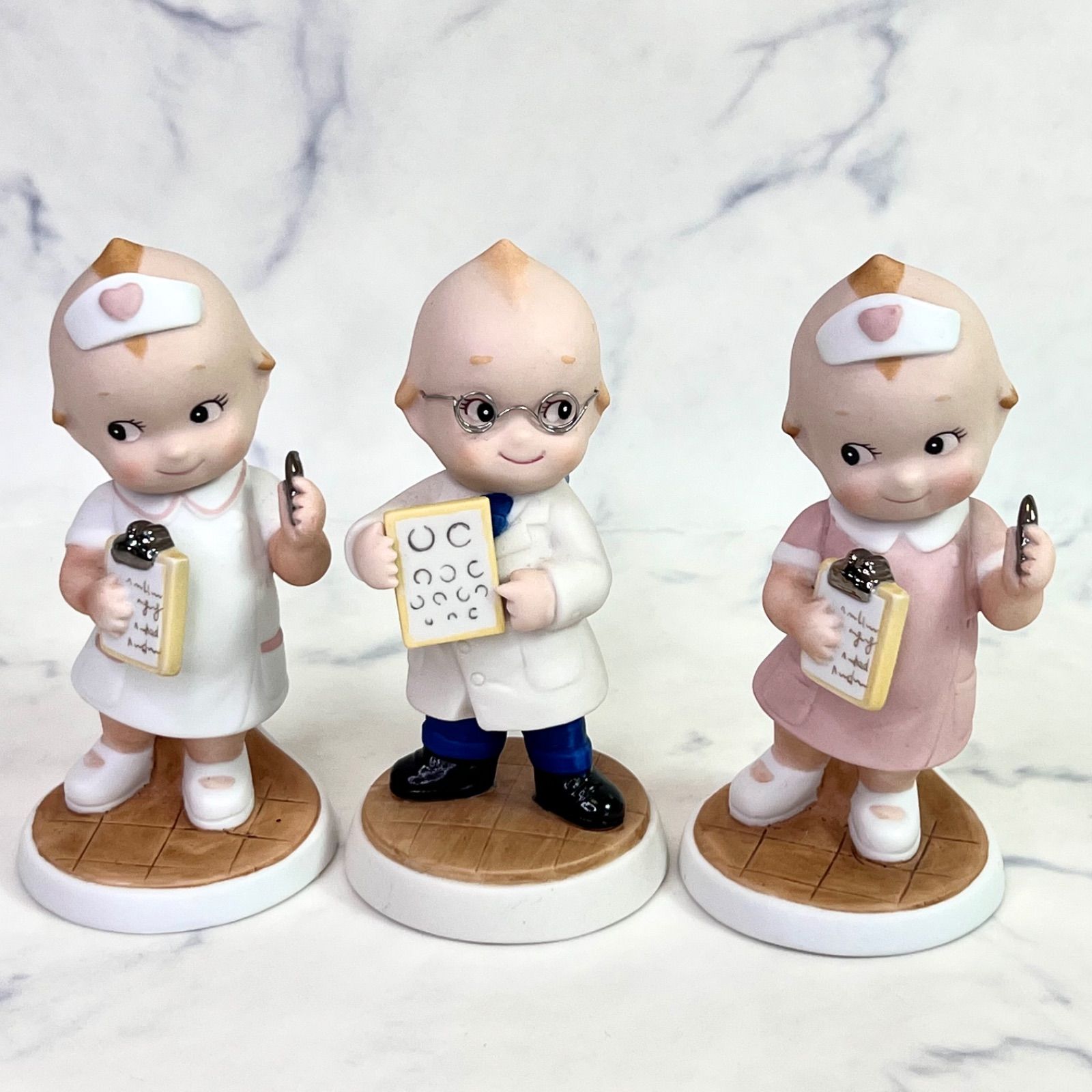 Rose O'NeillKewpie ローズオニール キューピー人形 ナースホワイト 