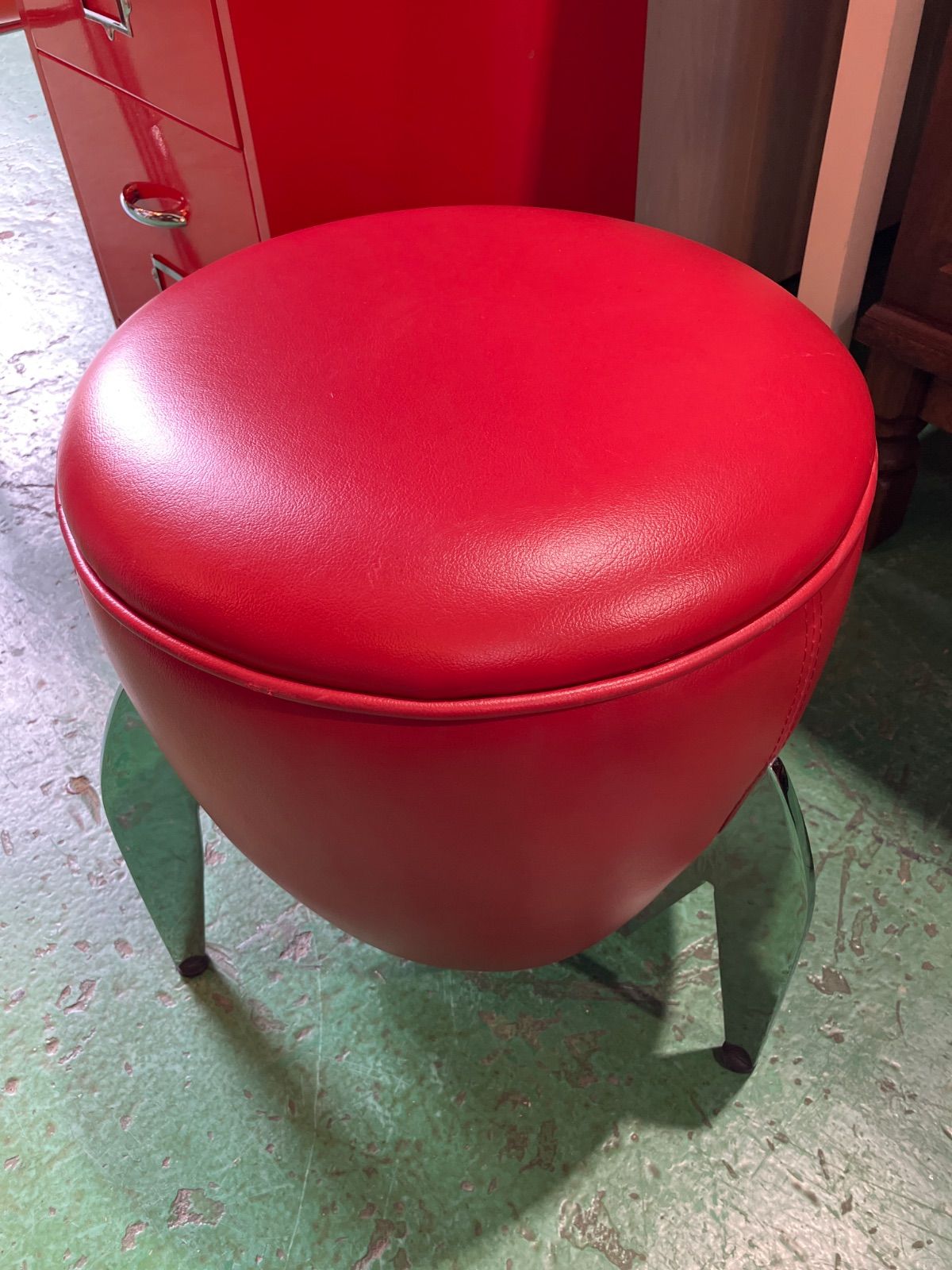 ?ドラムスツール 赤 レッド アメリカン オシャレ家具 オシャレチェア 椅子 イス いす チェア スツール オシャレ家具 スペースエイジ ミッドセンチュリー 倉庫前引き取り げあり