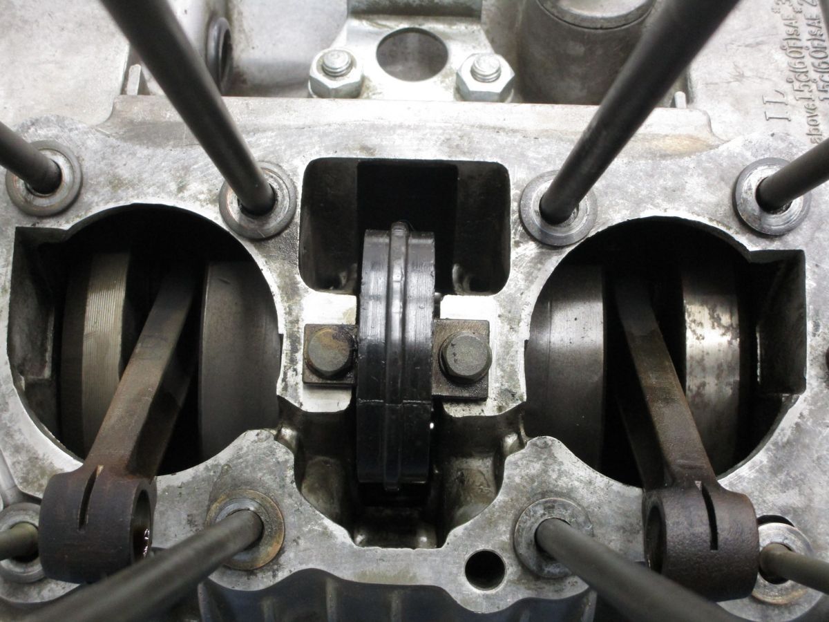 CBM72 エンジン腰下