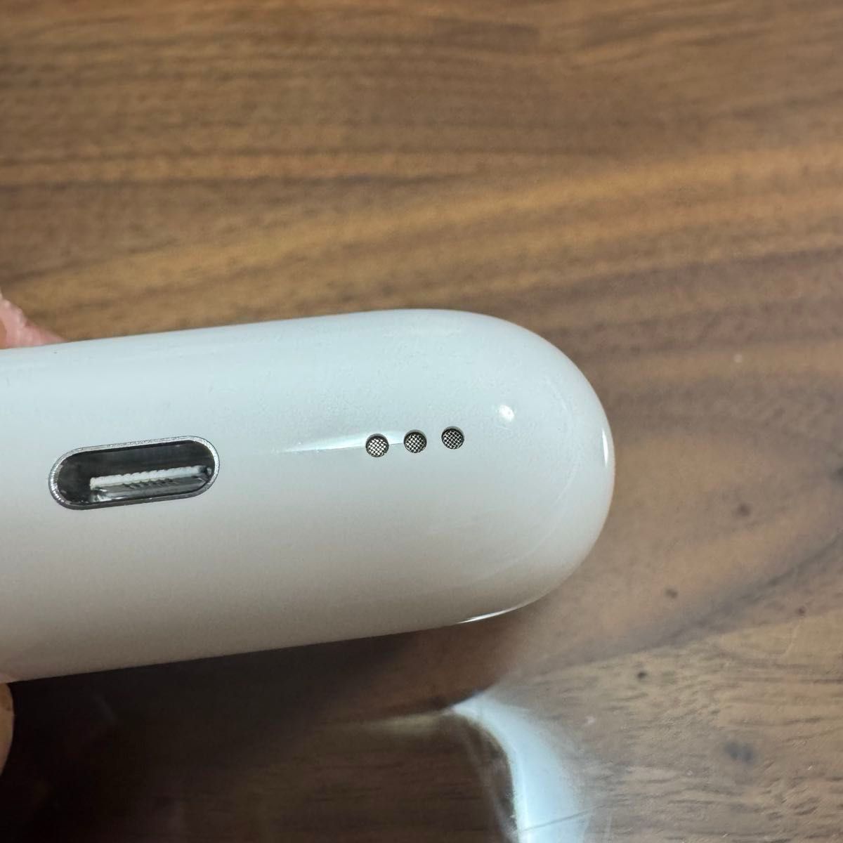 極美品！ AirPods pro 第2世代 充電ケース USB Type-C MTJV3J/A - メルカリ
