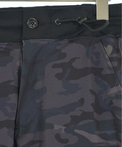 AKM パンツ