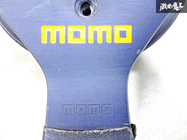 MOMO ステアリング レザー ハンドル  ヴェローチェ TYP V-35 Amazon | MOMO(モモ) ステアリング ヴェローチェレーシング 35