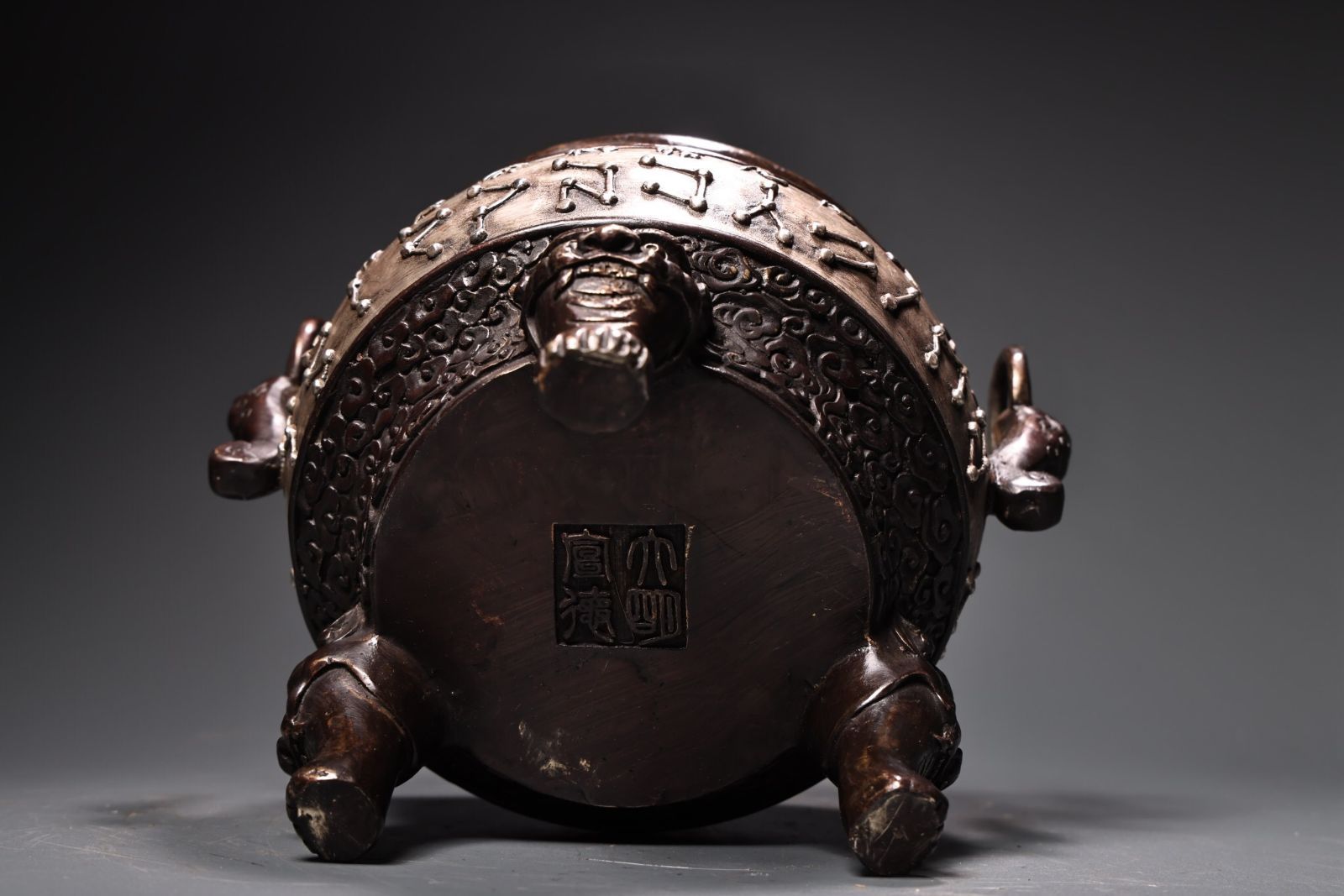 【高級品】 旧家蔵出し 銅製 銀鍍 雙耳 八卦三足熏香炉 香道具 仏具 仏具一般 供養品 古美術品 収集家