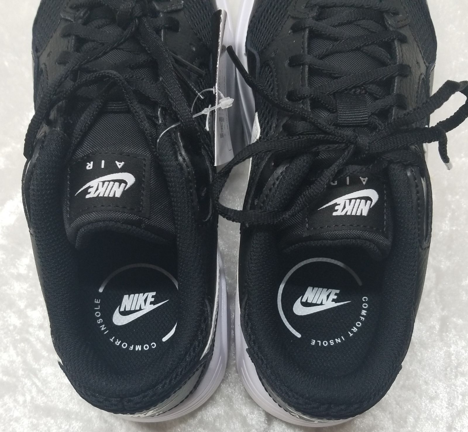 WMNS NIKE