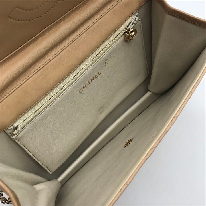 CHANEL シャネル ココマーク マトラッセ ラムスキン プッシュロック チェーン ショルダー バッグ ベージュ a2350 CHANEL シャネル ココマーク マトラッセ ラムスキン プッシュロック