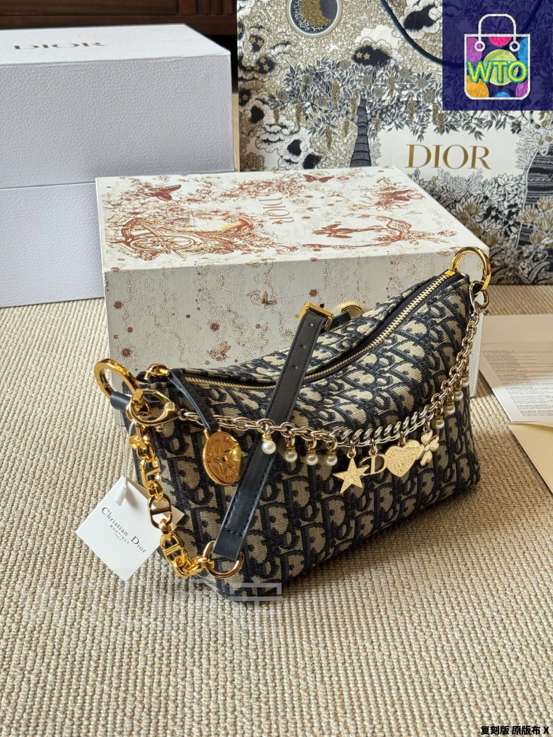【DIOR】☆おしゃれ☆ディオールスター チェーン ホーボーバッグ 24SS☆ミニマムで実用的♡】DIORstar ホーボーバッグ (Dior