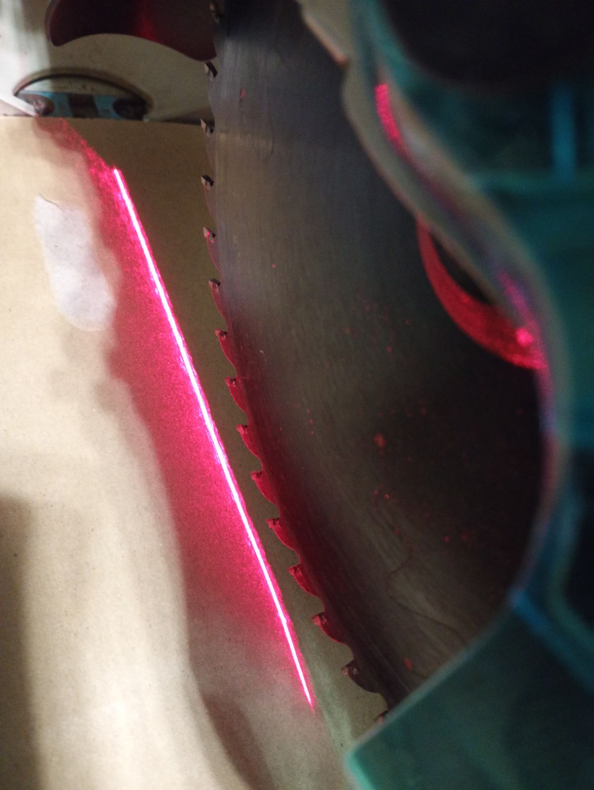 マキタ スライドマルノコ