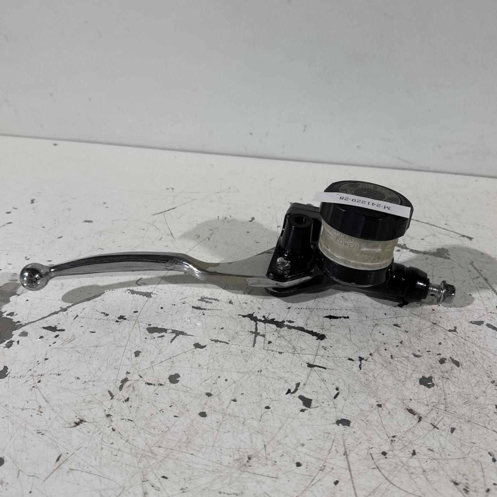 SUZUKI GS550 フロントマスターシリンダー スズキ