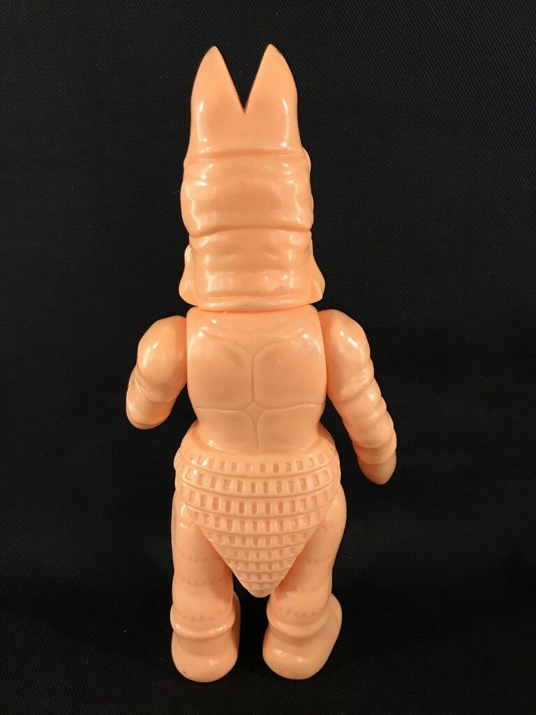 M1号『バルタン星人2代目』塗装コンテスト肌色未塗装 ソフビ M1号 世紀の大怪獣ウルトラQウルトラマン バルタン星人2代目肌色
