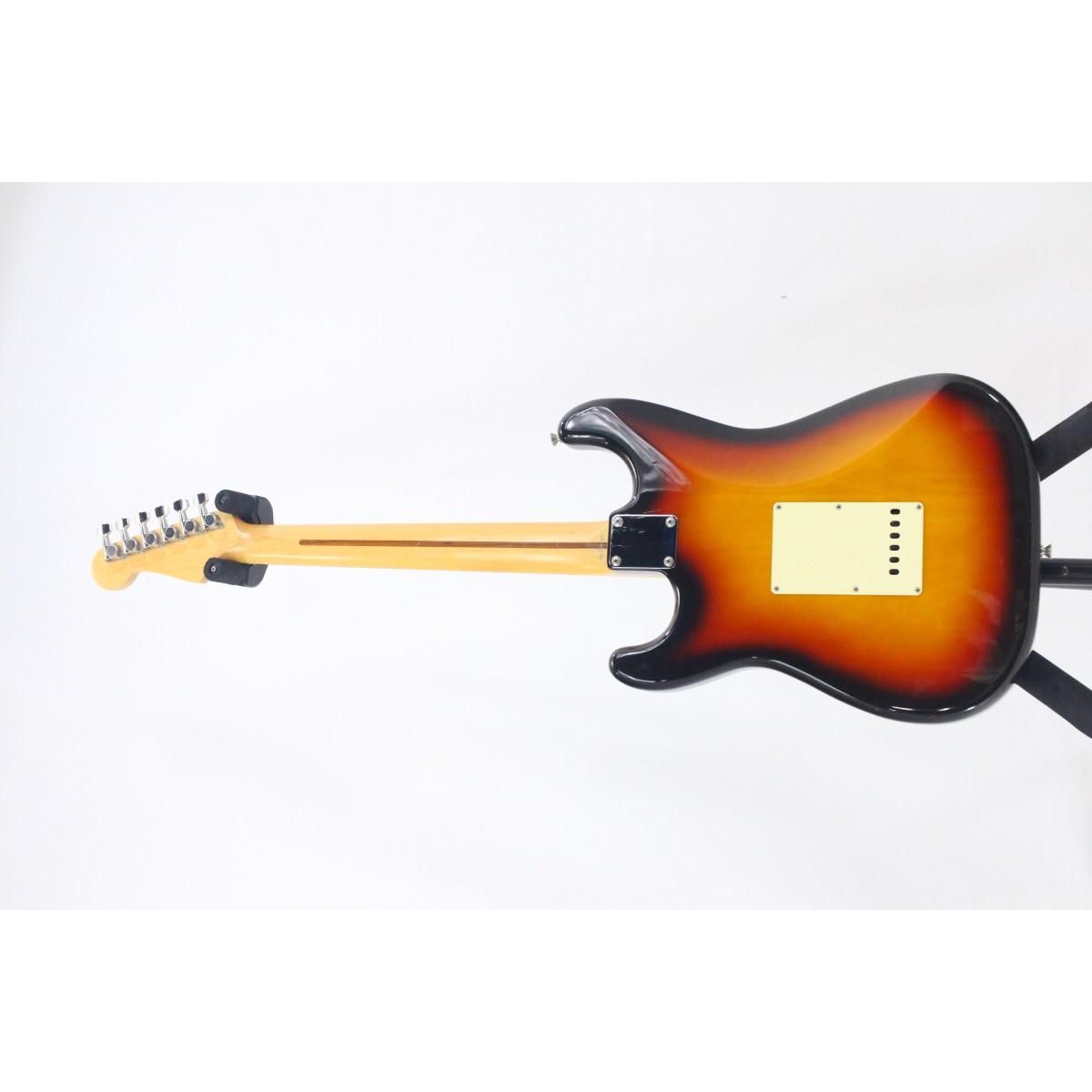 情報が満載。 ＦＥＮＤＥＲ ＪＡＰＡＮ ＳＴ６２－５３