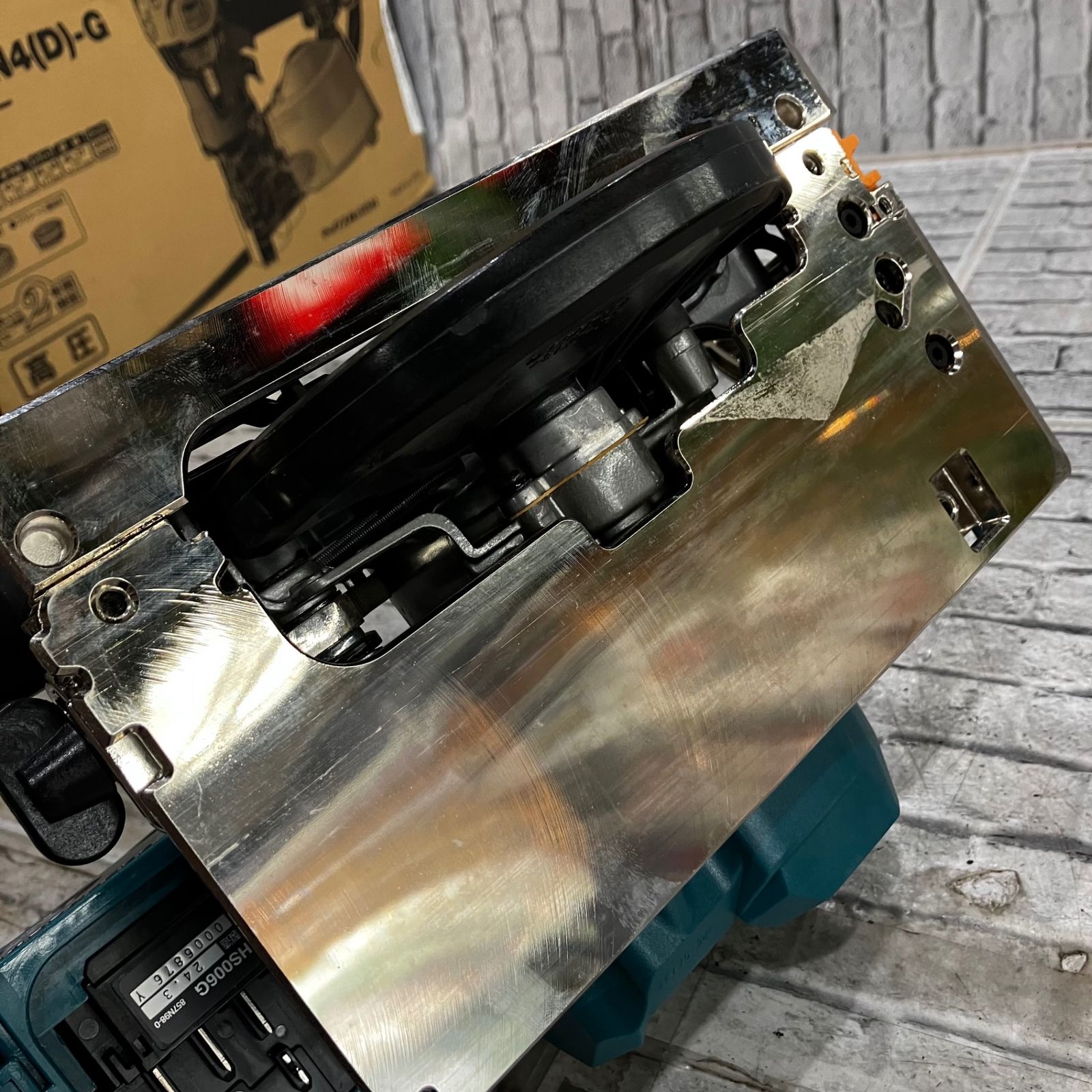 ☆マキタ(makita) コードレスマルノコ HS006GZ【川口店】 - メルカリ ☆マキタ(makita) コードレスマルノコ HS006GZ【川口店】 - メルカリ