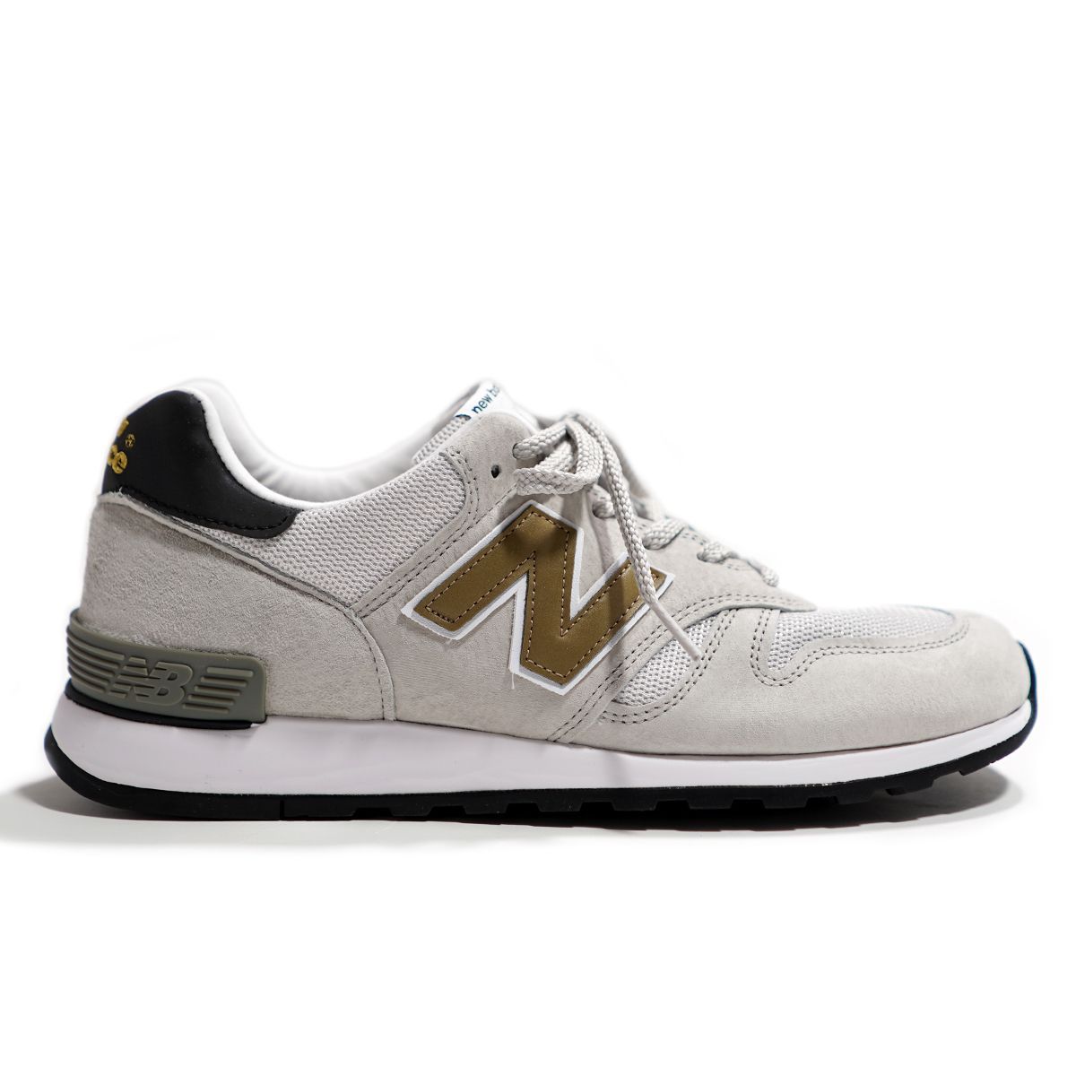 New Balance ニューバランス□ 670 Made in UK □OFF WHITE WITH GOLD ...