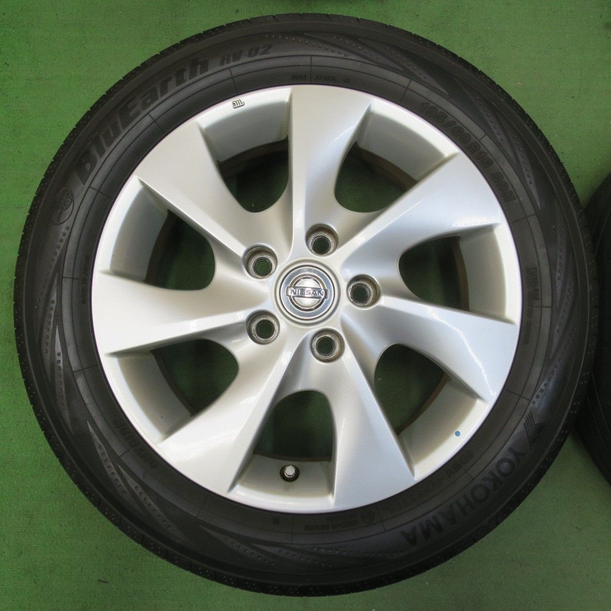 日産 C26 セレナ ハイウェイスター 純正 195/60R16 日産純正 ホイール C26セレナ 国産 195/60R16 バリ溝】ニッサン