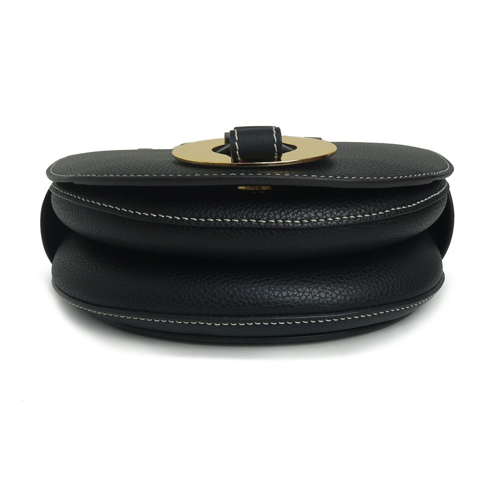 ブラック ゴールド金具