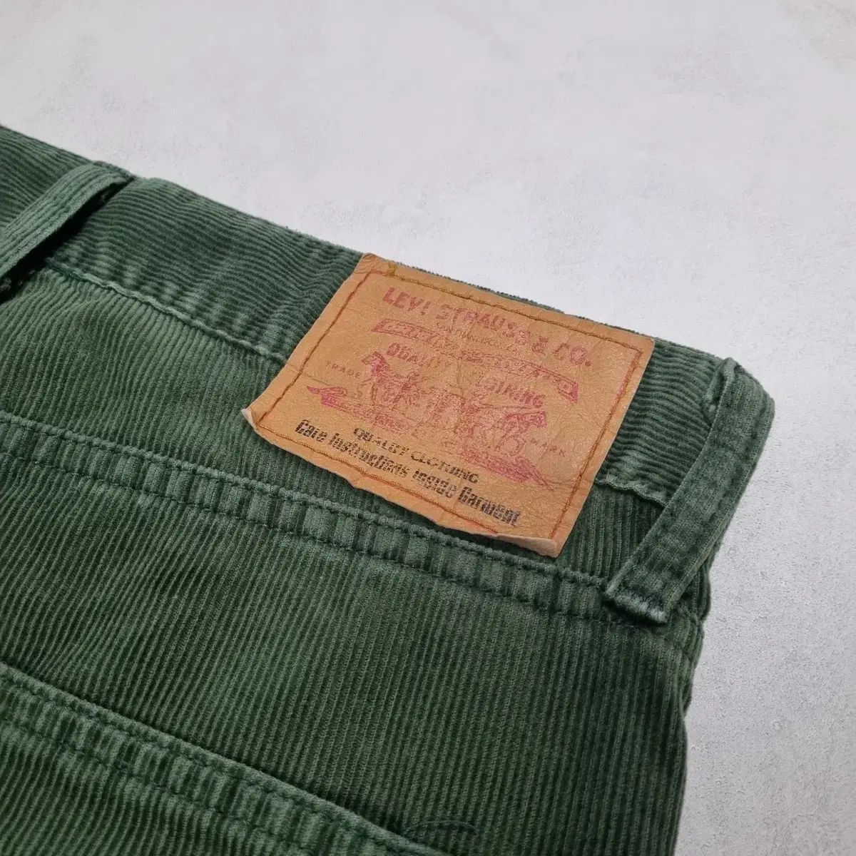 31 LEVIS